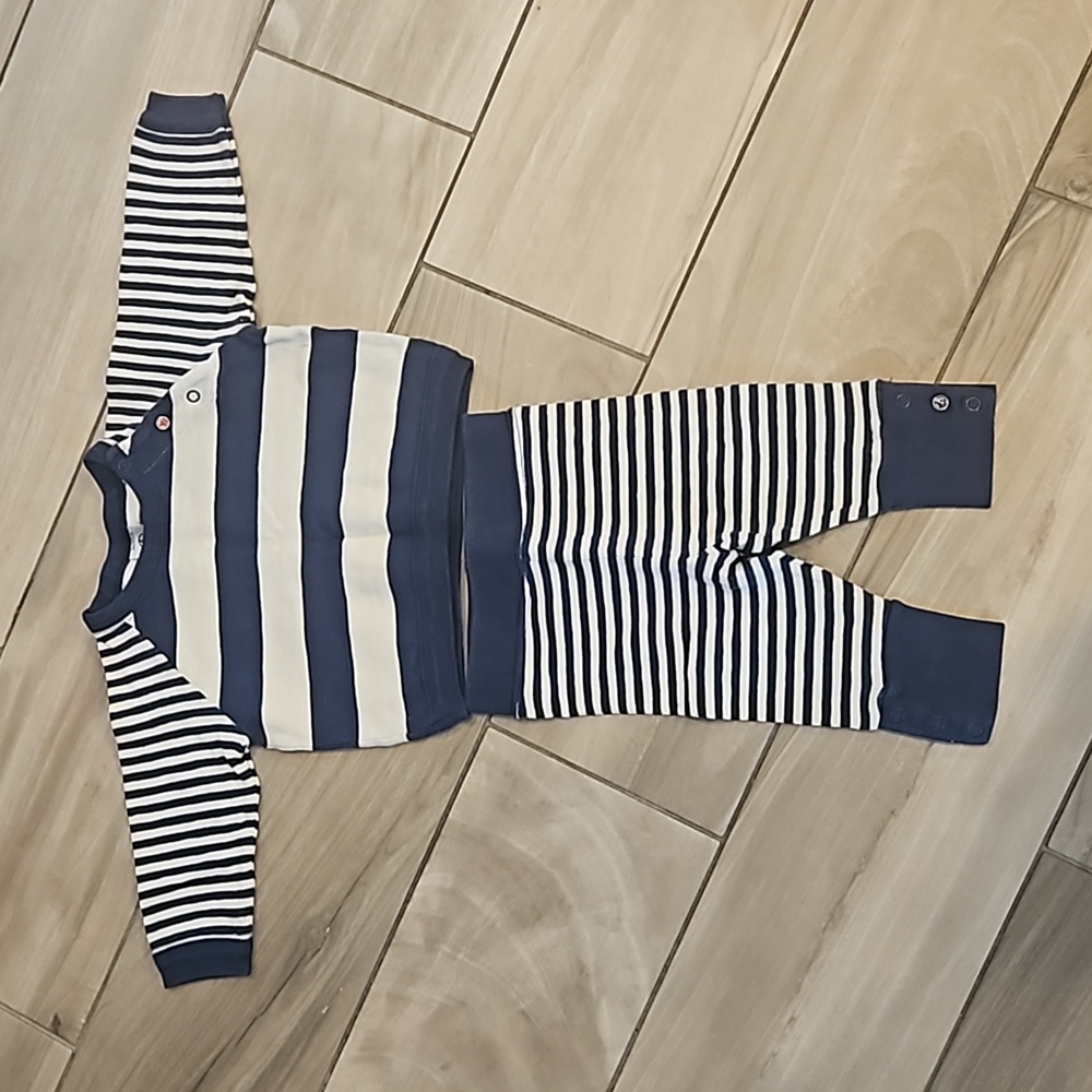 Petit Bateau 2 piece matching set striped knit